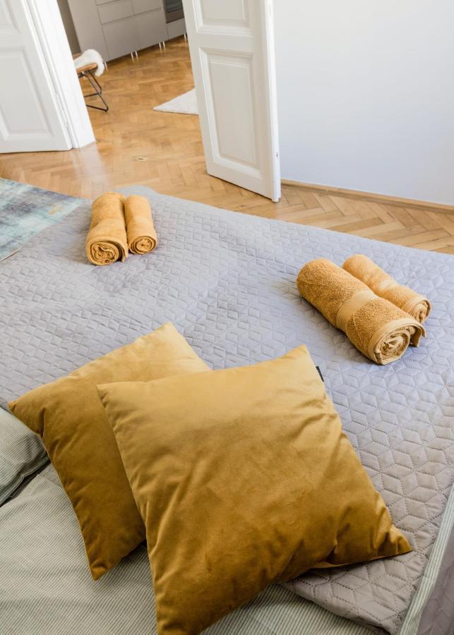 Apartmán Elegant And Spacious *